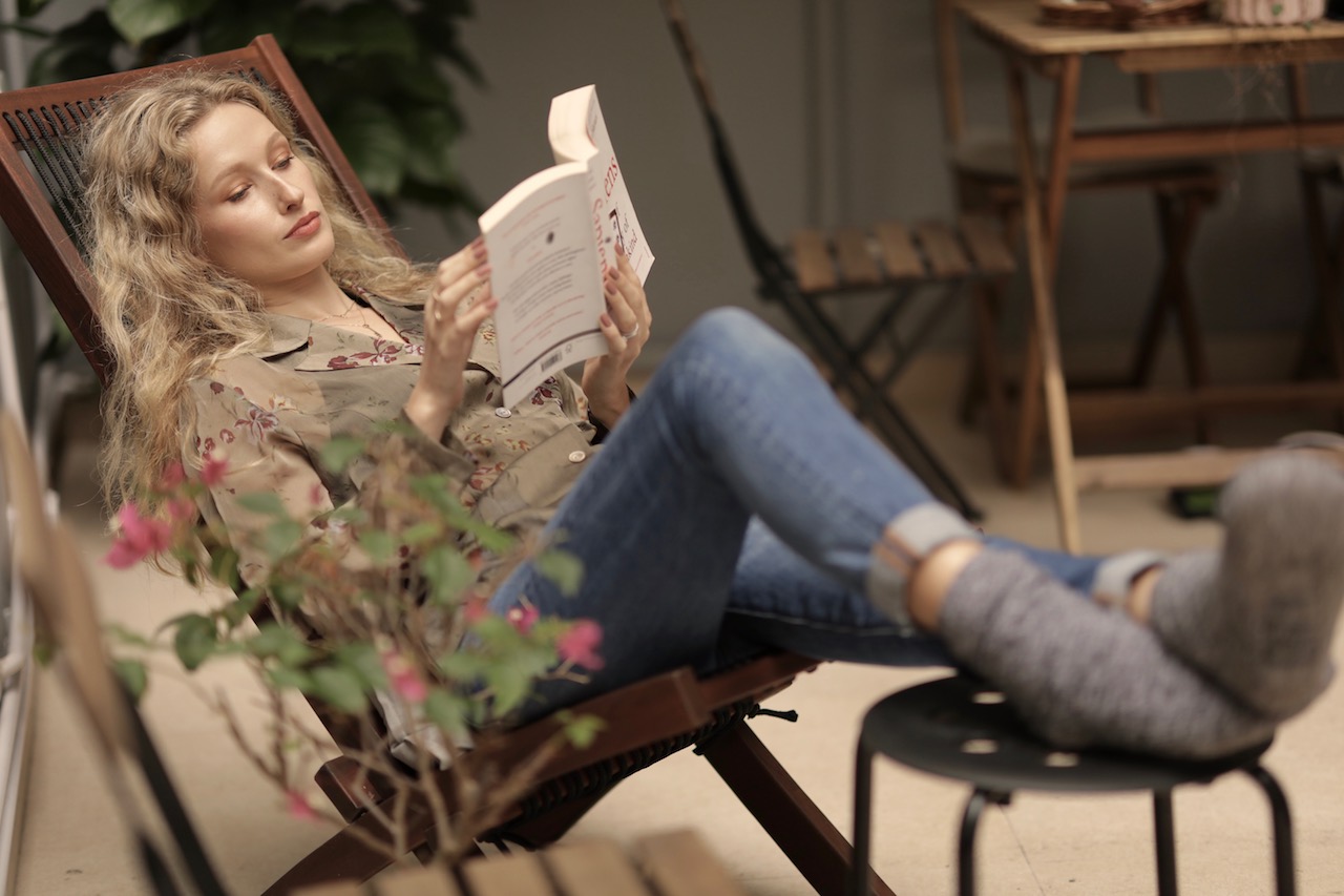 leticia reading at home Reading at home