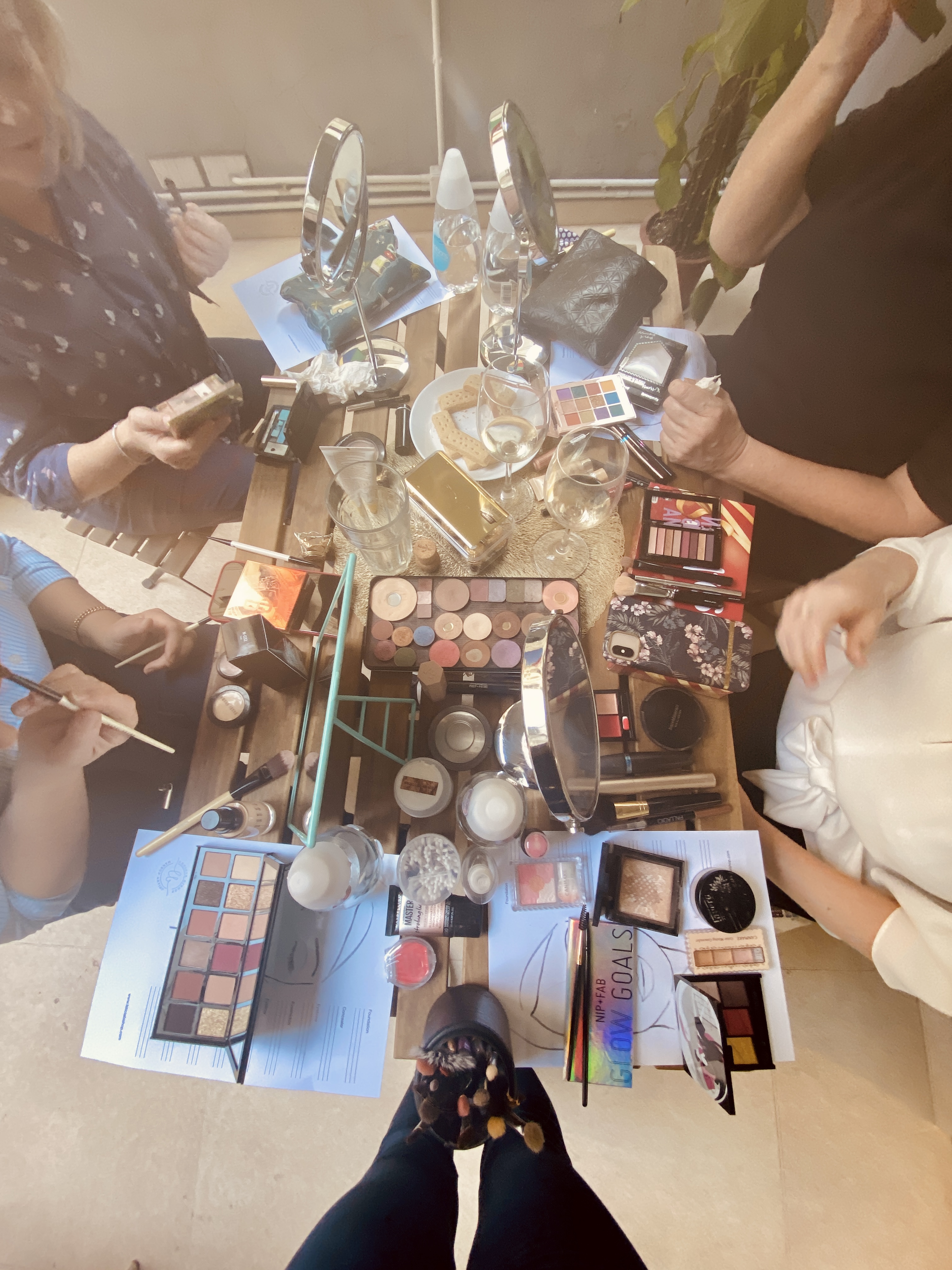 Group makeup lessons