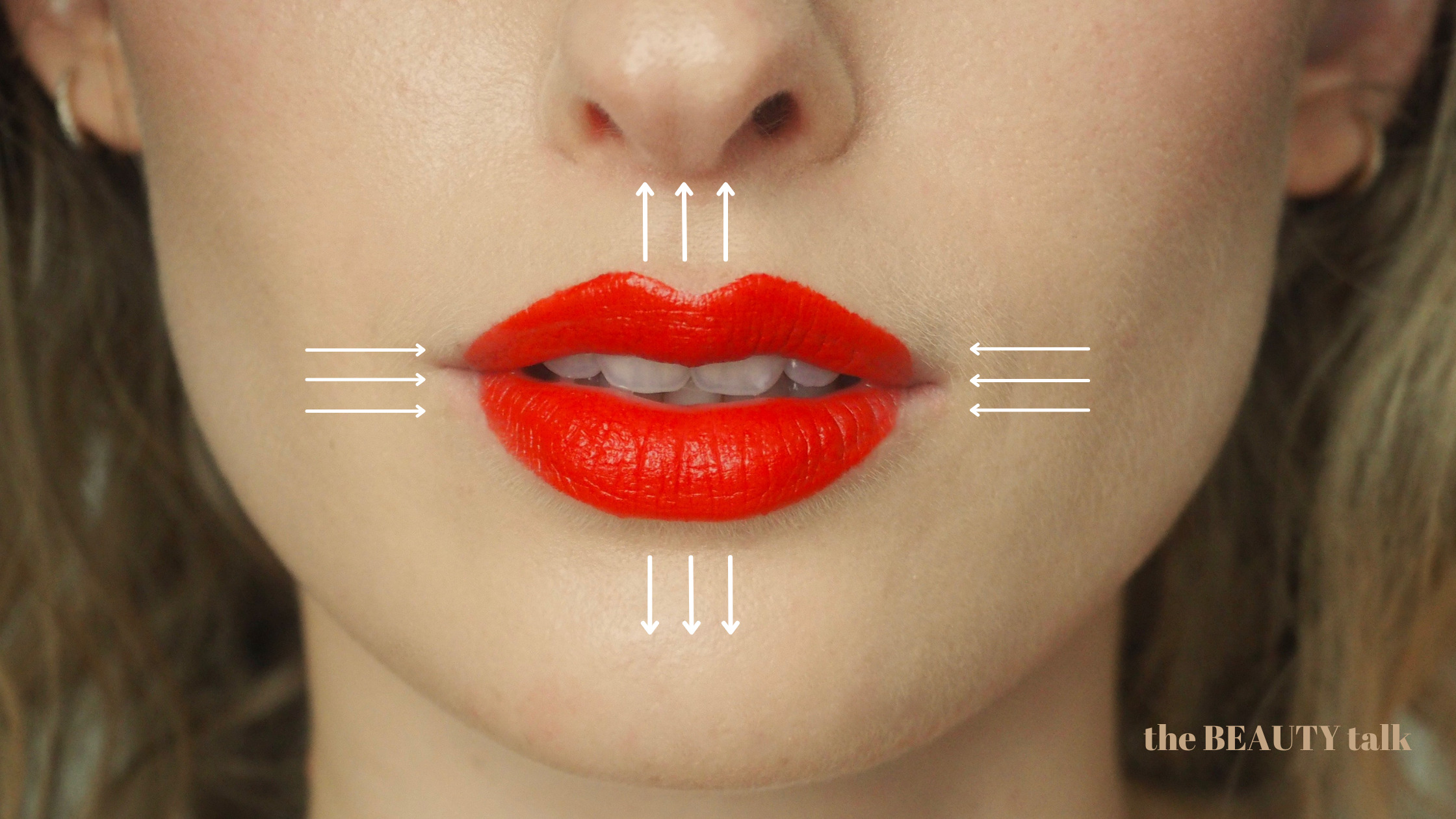 How to apply lipstick to make lips look bigger